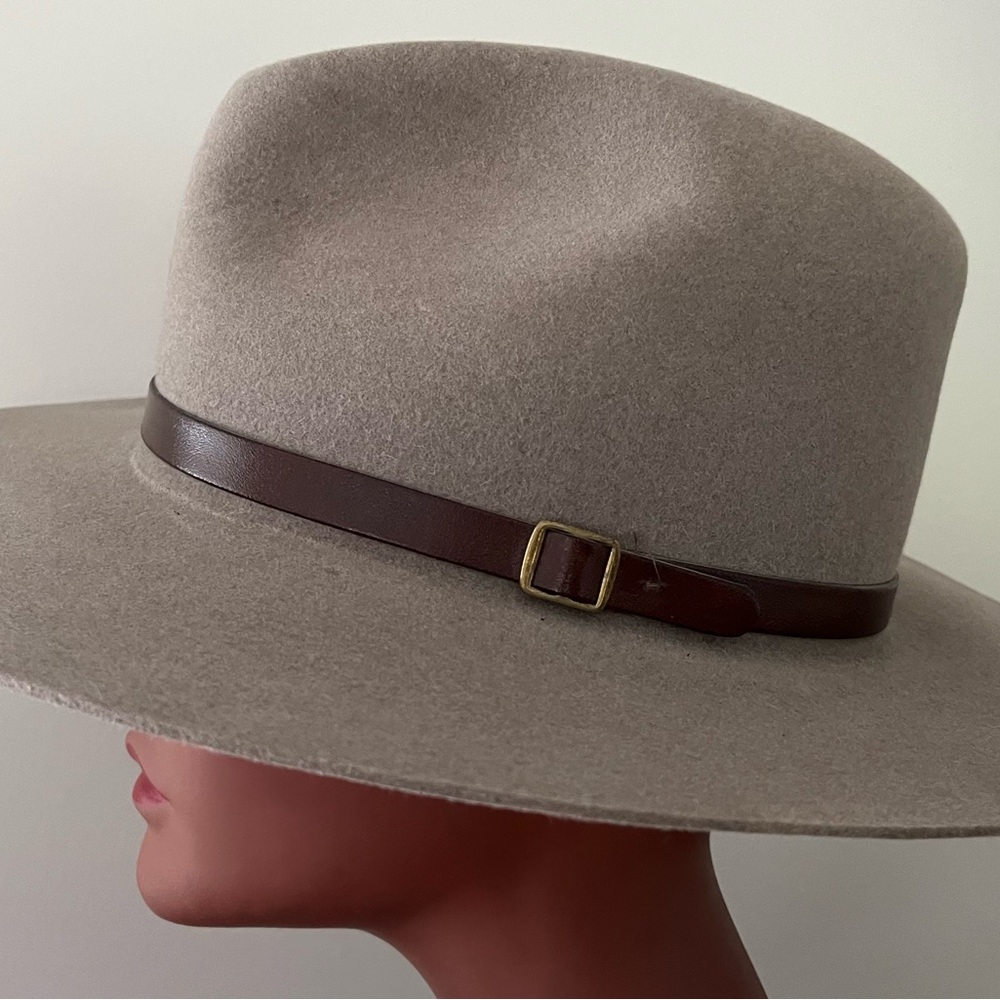 Western Hat. Light Cream Color. Size 7 1/8. 5X Fur Felt. Excellent Condition. - Picture 2 of 9